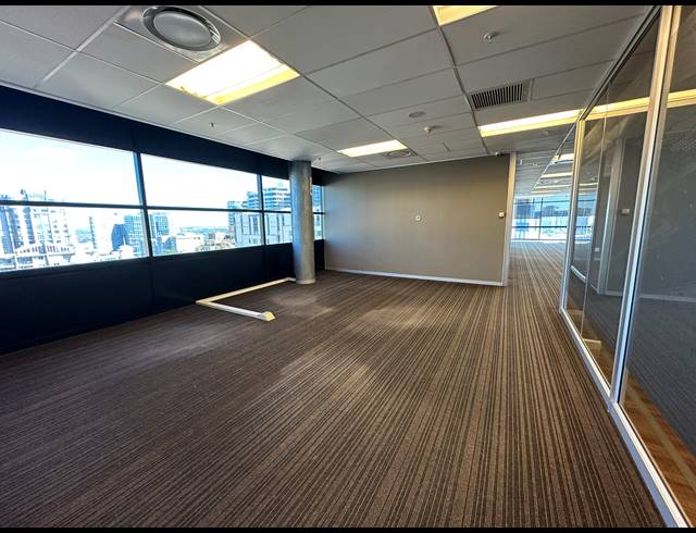 492M² OFFICE TO LET IN SANDTON CENTRAL
